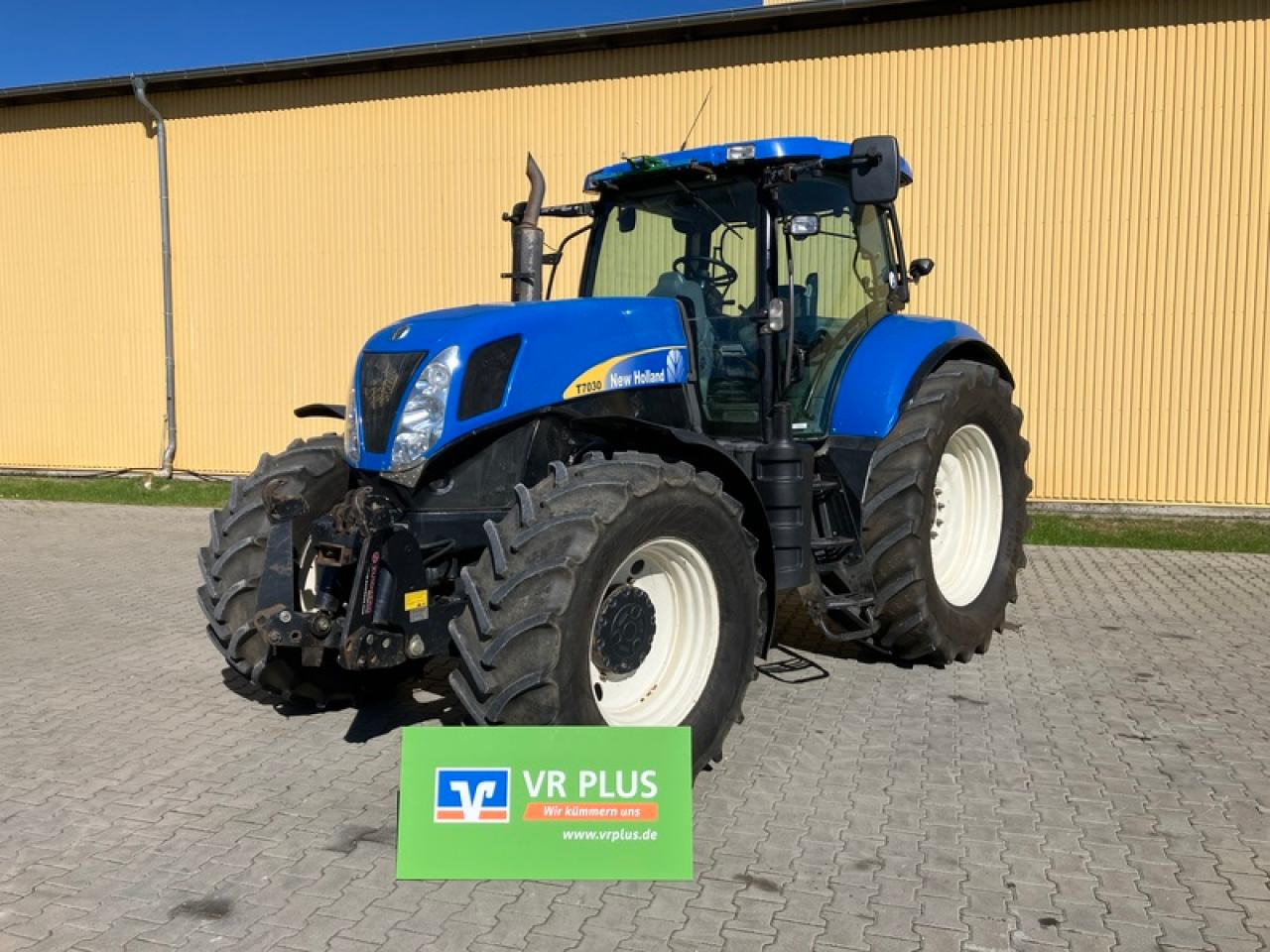 New Holland T7030 // GPS STARFIRE 6000 - Tractor agricol: Foto 1 New Holland T7030 // GPS STARFIRE 6000 - Tractor agricol: Foto 1