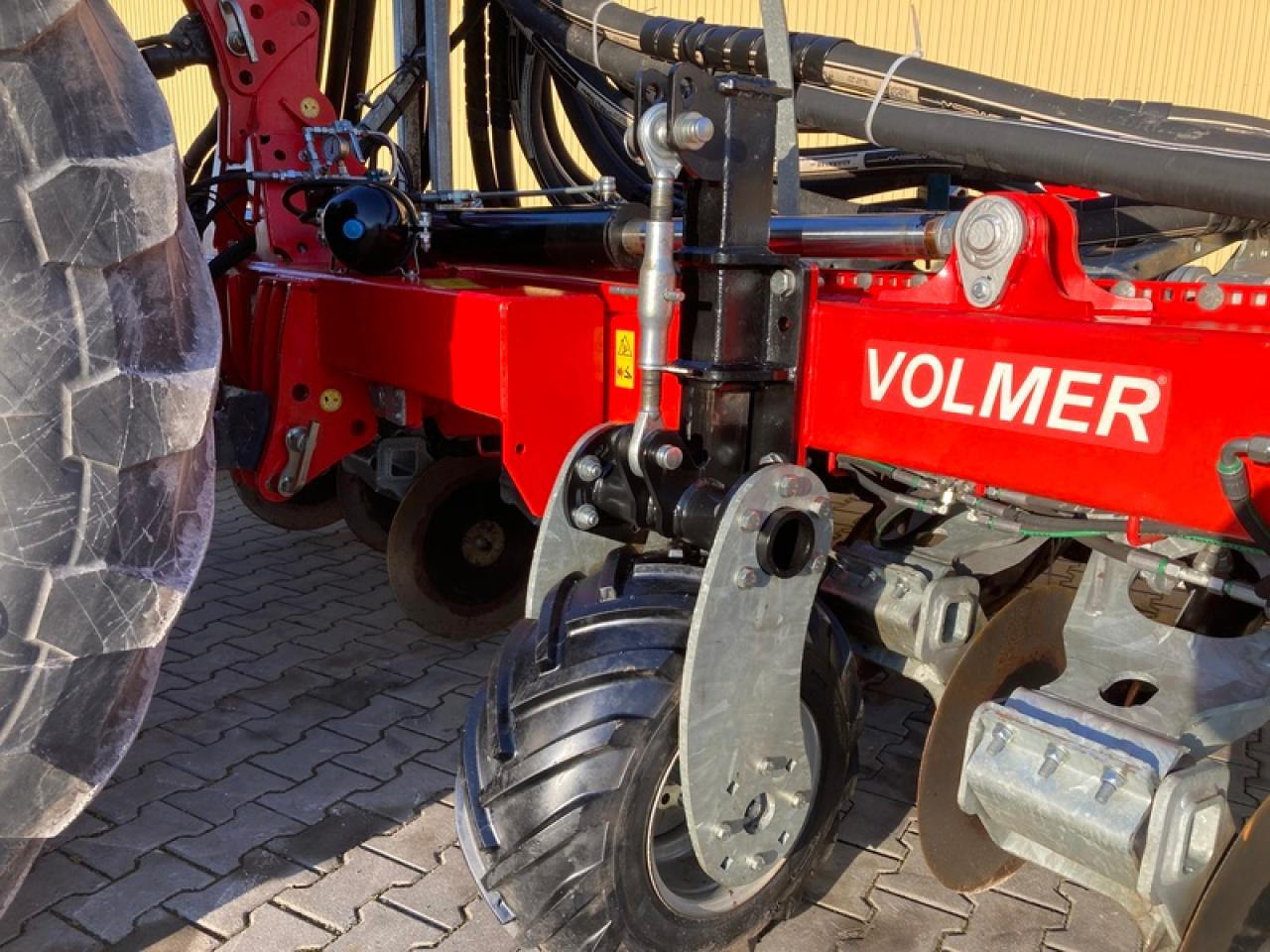 Maşină de împrăştiat îngrăşăminte STRIP TILL VOLLMER CULLEX 50CM: Foto 8