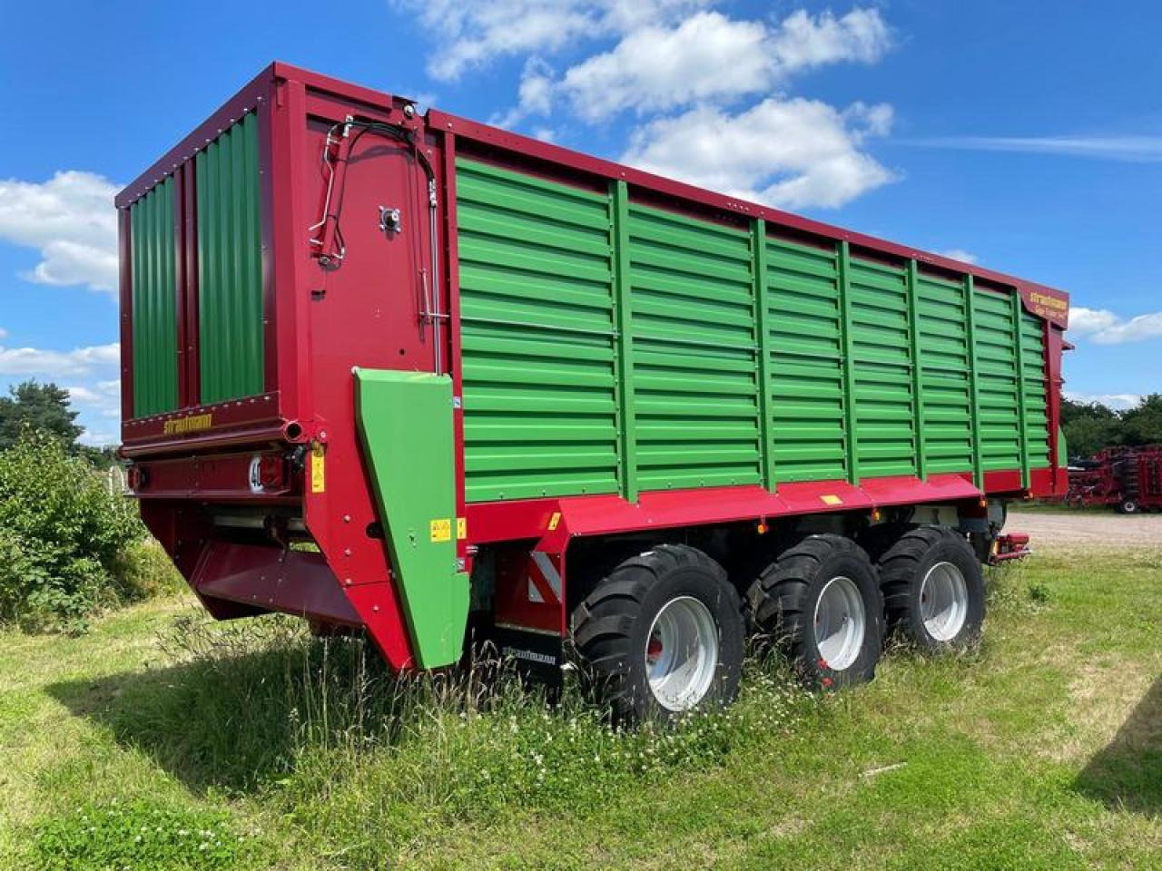Strautmann GIGA 540 DO - Remorcă autobasculantă agricolă: Foto 3 Strautmann GIGA 540 DO - Remorcă autobasculantă agricolă: Foto 3