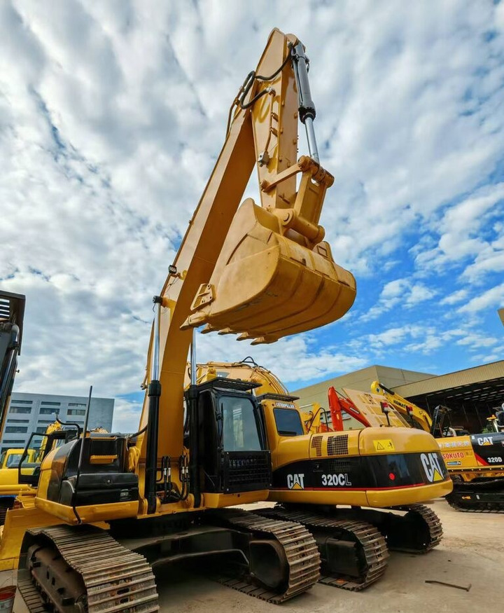 Caterpillar 320CL - Excavator pe roţi: Foto 1 Caterpillar 320CL - Excavator pe roţi: Foto 1