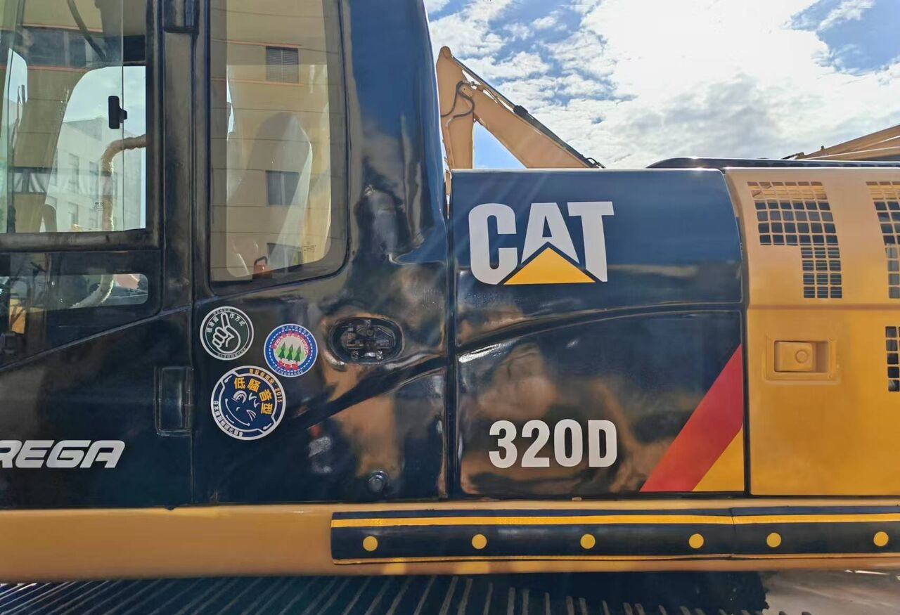 Caterpillar 320D - Excavator pe şenile: Foto 4 Caterpillar 320D - Excavator pe şenile: Foto 4