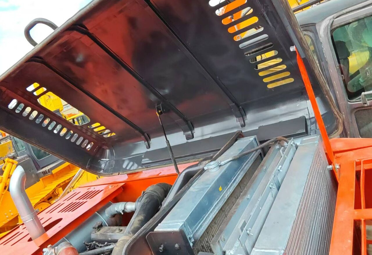 Doosan DX225LC - Excavator pe şenile: Foto 5 Doosan DX225LC - Excavator pe şenile: Foto 5