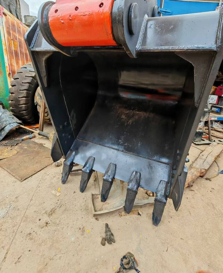 Doosan DX225LC - Excavator pe şenile: Foto 1 Doosan DX225LC - Excavator pe şenile: Foto 1