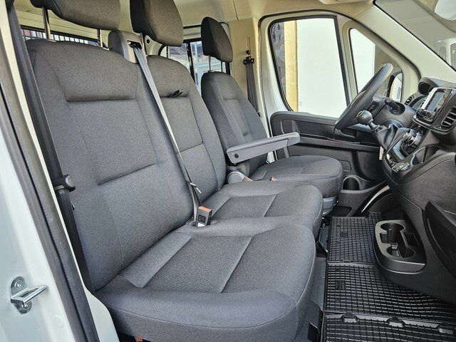 Autoutilitară cu platformă, Autoutilitară cabină dublă FIAT Ducato 140 DOKA Pritsche 2,9 Meter Klima DAB...: Foto 11 Autoutilitară cu platformă, Autoutilitară cabină dublă FIAT Ducato 140 DOKA Pritsche 2,9 Meter Klima DAB...: Foto 11