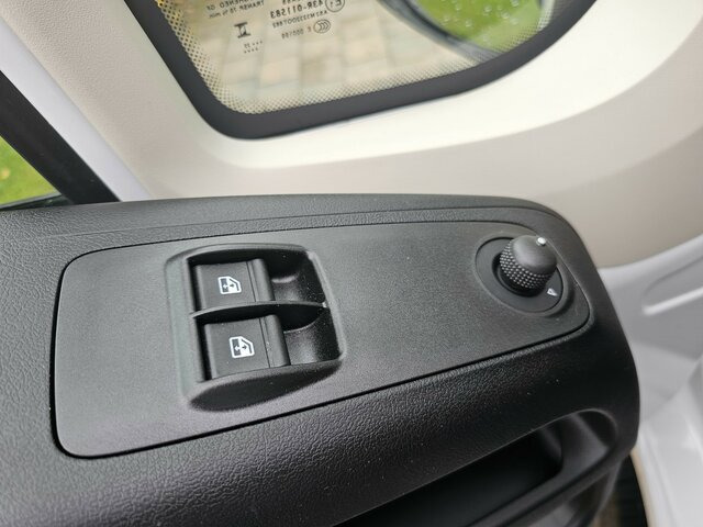 Autoutilitară cu platformă, Autoutilitară cabină dublă FIAT Ducato 140 DOKA Pritsche 2,9 Meter Klima DAB...: Foto 39 Autoutilitară cu platformă, Autoutilitară cabină dublă FIAT Ducato 140 DOKA Pritsche 2,9 Meter Klima DAB...: Foto 39