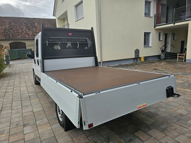 Autoutilitară cu platformă, Autoutilitară cabină dublă FIAT Ducato 140 DOKA Pritsche 2,9 Meter Klima DAB...: Foto 37 Autoutilitară cu platformă, Autoutilitară cabină dublă FIAT Ducato 140 DOKA Pritsche 2,9 Meter Klima DAB...: Foto 37