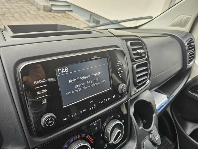 Autoutilitară cu platformă, Autoutilitară cabină dublă FIAT Ducato 140 DOKA Pritsche 2,9 Meter Klima DAB...: Foto 10 Autoutilitară cu platformă, Autoutilitară cabină dublă FIAT Ducato 140 DOKA Pritsche 2,9 Meter Klima DAB...: Foto 10