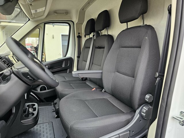 FIAT Ducato 30 120 Serie10-9.2 Modell 2025 L2H1 - Autoutilitară compactă: Foto 3 FIAT Ducato 30 120 Serie10-9.2 Modell 2025 L2H1 - Autoutilitară compactă: Foto 3