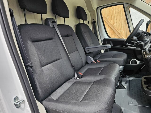 Dubă FIAT Ducato 35 MAXI 140 Serie10-9.2 Modell 2025 L2H2: Foto 26