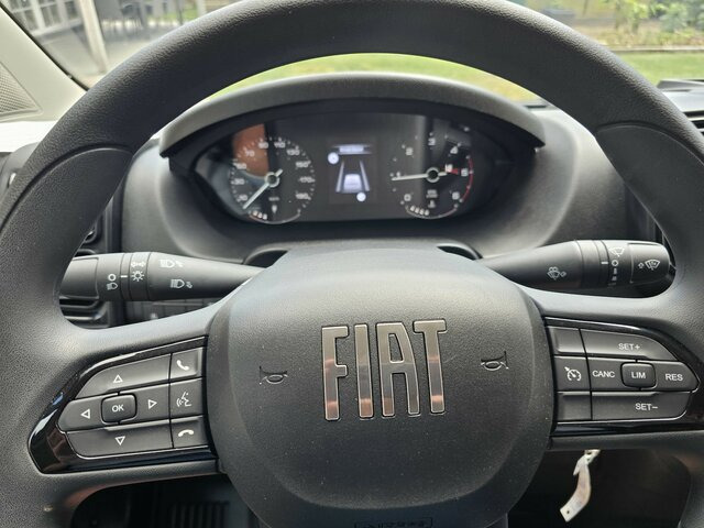 FIAT Ducato 35 MAXI 180 Pritsche Plane 4,90 Meter - Autoutilitară cu prelată: Foto 4 FIAT Ducato 35 MAXI 180 Pritsche Plane 4,90 Meter - Autoutilitară cu prelată: Foto 4