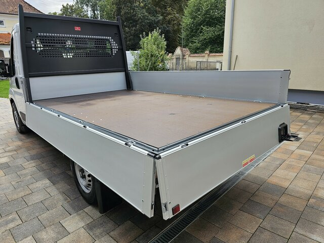 Autoutilitară cu platformă FIAT Ducato MAXI Serie10-9.2 2025 Pritsche sofort...: Foto 38 Autoutilitară cu platformă FIAT Ducato MAXI Serie10-9.2 2025 Pritsche sofort...: Foto 38