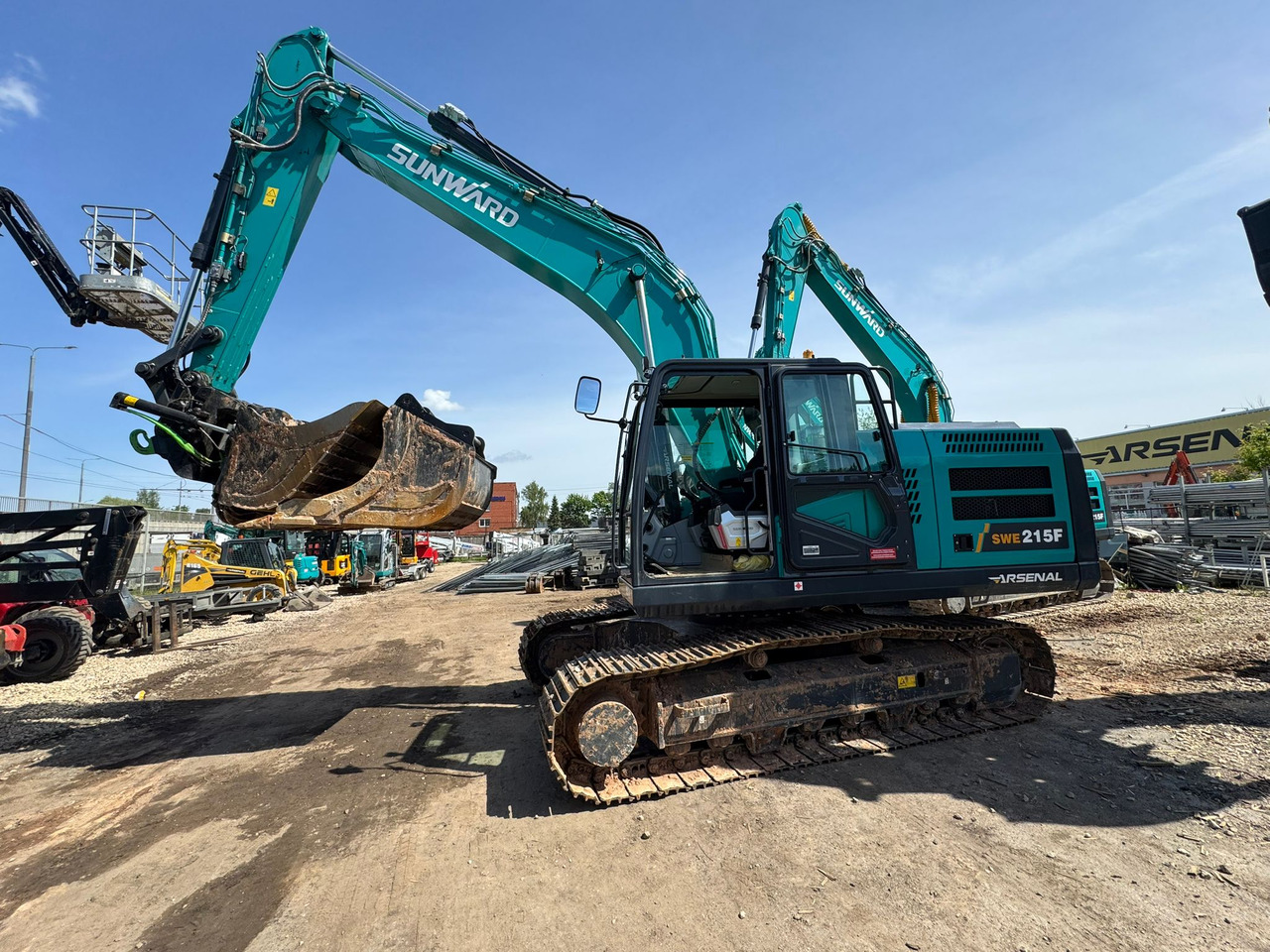 Sunward SWE215F-5A - Excavator: Foto 1 Sunward SWE215F-5A - Excavator: Foto 1