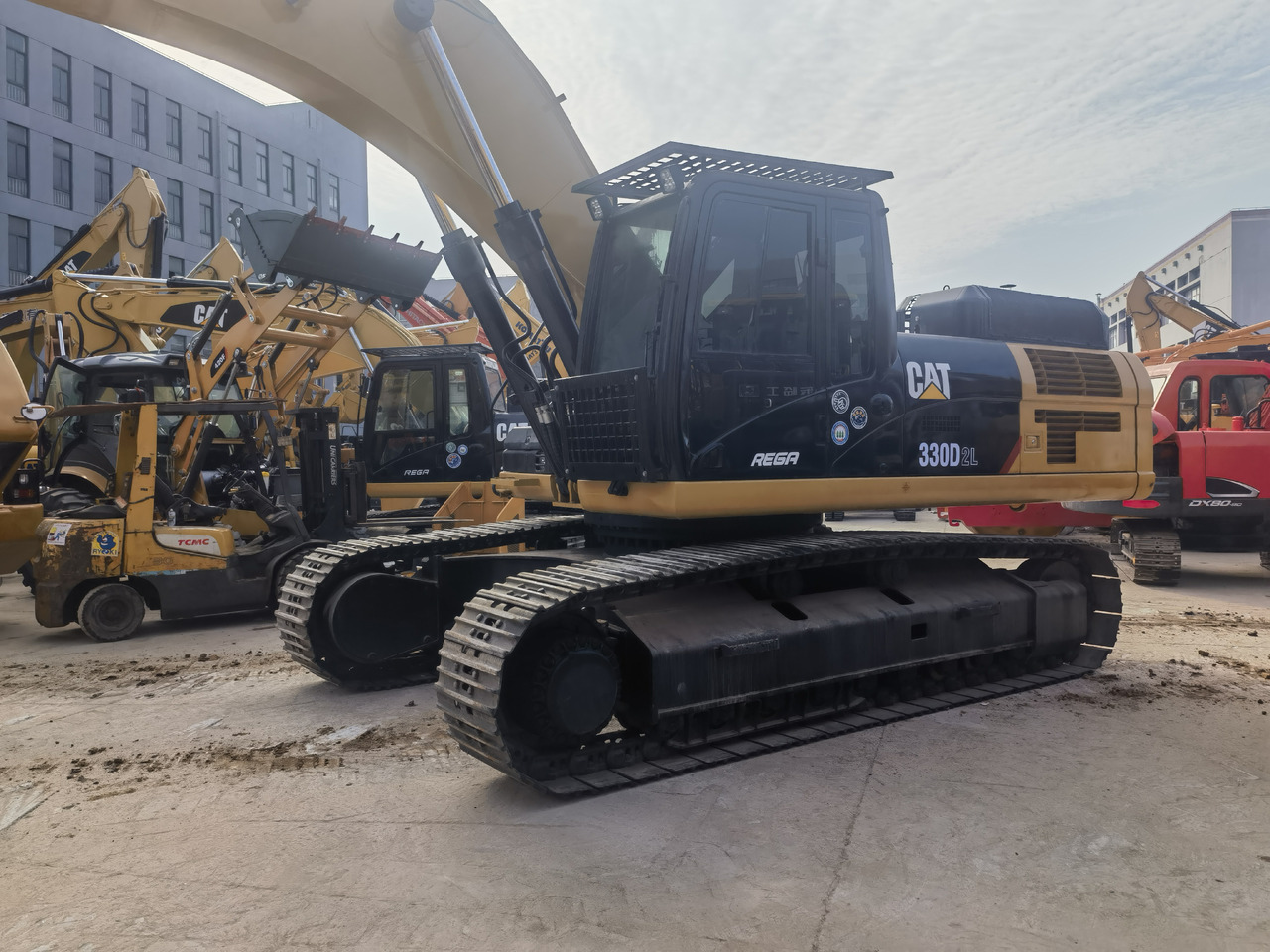 Excavator pe şenile CAT 330D2L Excavator: Foto 6