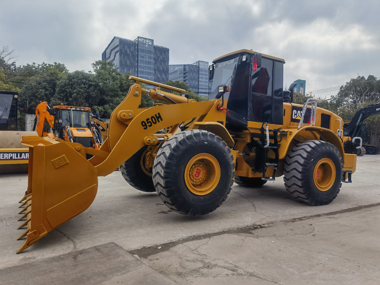 CAT 950H Wheel Loader - Încărcător frontal pe pneuri: Foto 5 CAT 950H Wheel Loader - Încărcător frontal pe pneuri: Foto 5