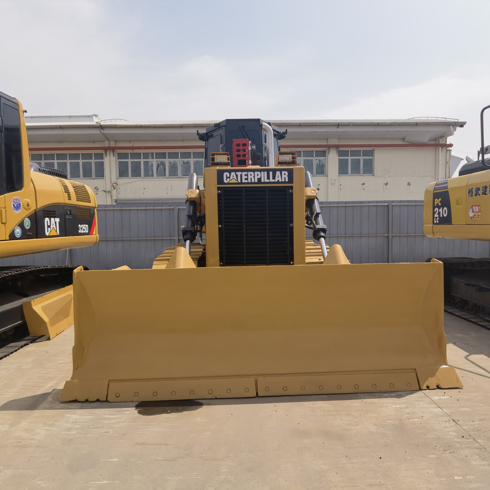 CAT D6G BullDozer - Buldozer: Foto 4 CAT D6G BullDozer - Buldozer: Foto 4