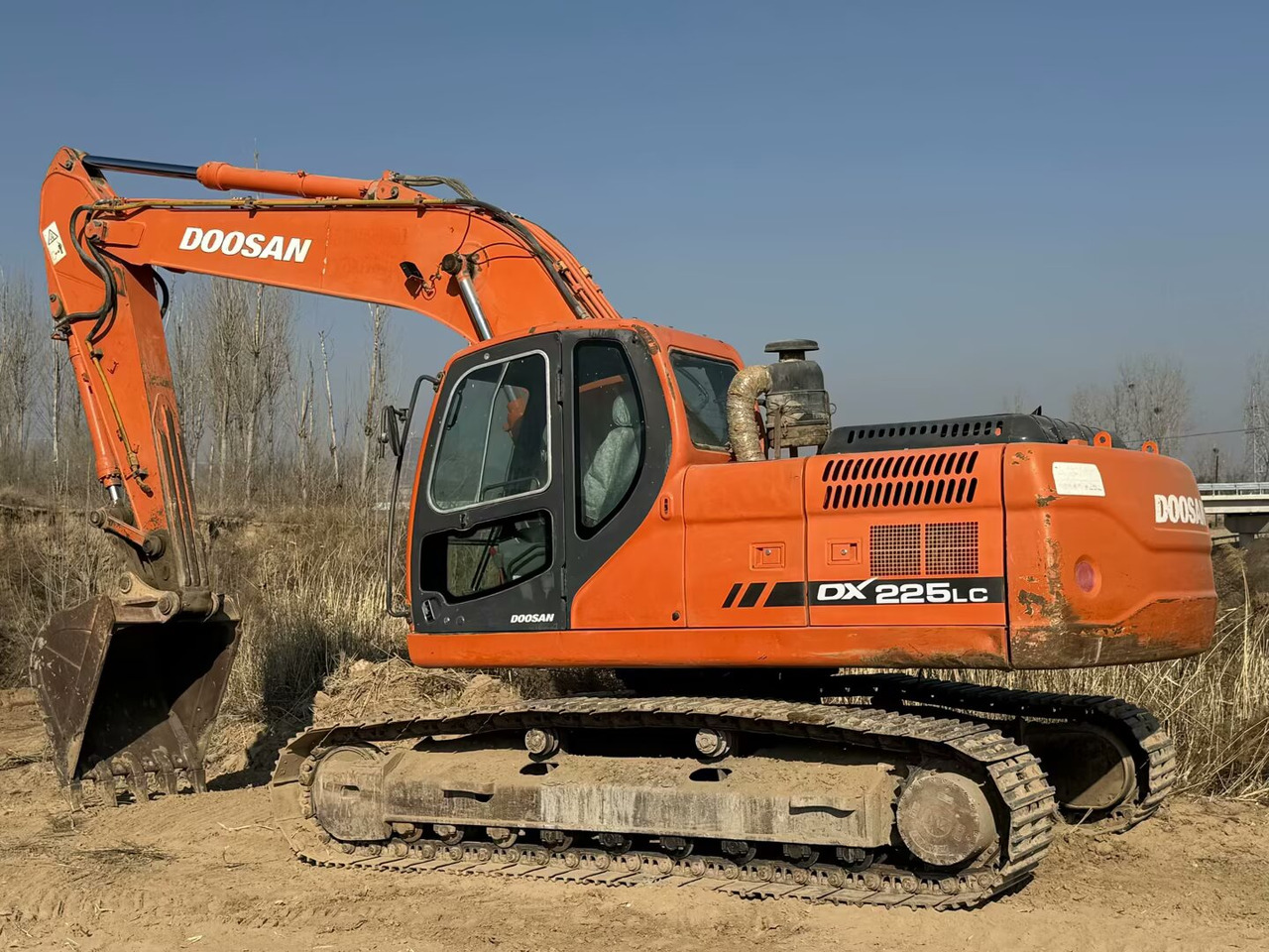 DOOSAN Doosan DX225LC Crawler excavator - Excavator pe şenile: Foto 5 DOOSAN Doosan DX225LC Crawler excavator - Excavator pe şenile: Foto 5