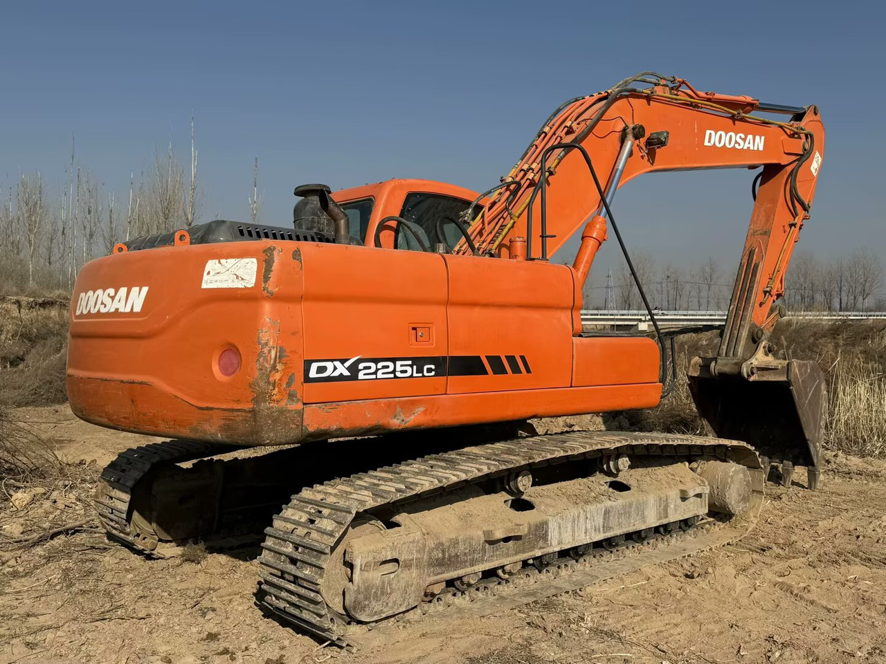DOOSAN Doosan DX225LC Crawler excavator - Excavator pe şenile: Foto 3 DOOSAN Doosan DX225LC Crawler excavator - Excavator pe şenile: Foto 3