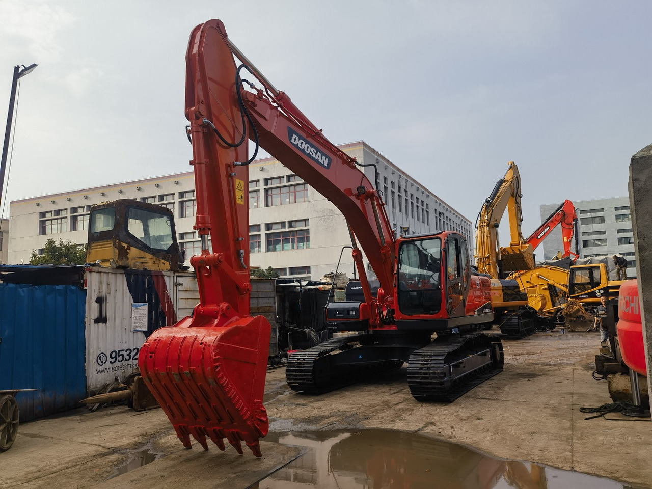 DOOSAN Doosan DX225LC Crawler excavator - Excavator pe şenile: Foto 2 DOOSAN Doosan DX225LC Crawler excavator - Excavator pe şenile: Foto 2