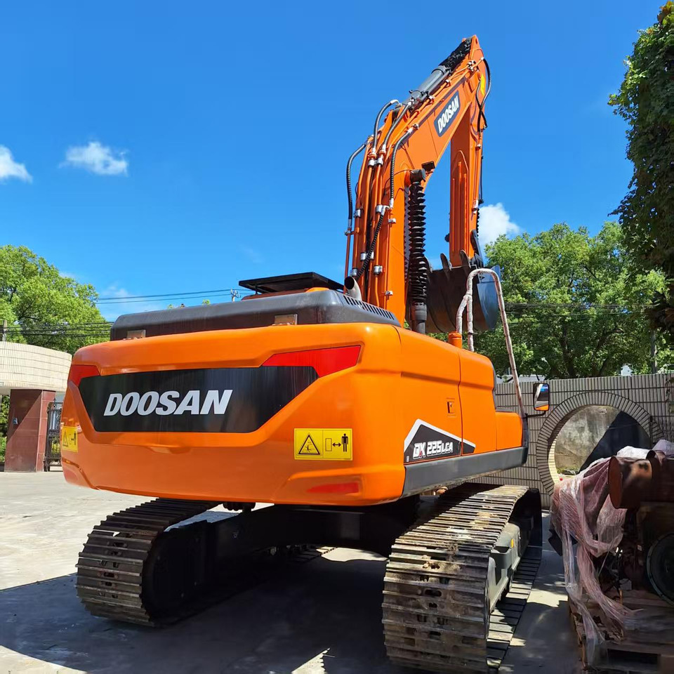 Doosan Dx225LCA Crawler Excavator - Excavator pe şenile: Foto 3 Doosan Dx225LCA Crawler Excavator - Excavator pe şenile: Foto 3