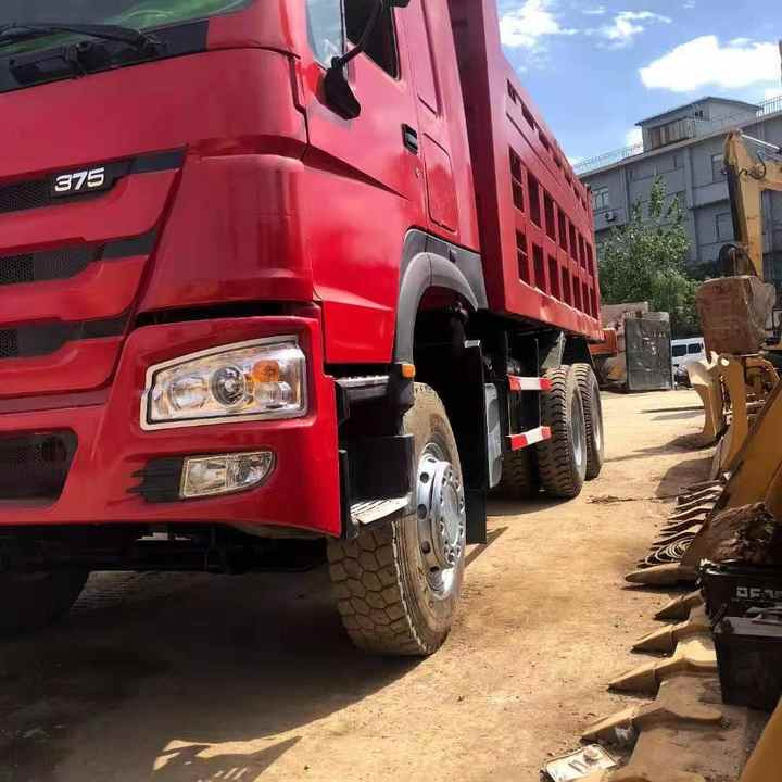 Good Condition 30 Ton 20 Ton Dump Truck 10 Wheeler Sinotruk Howo Used Dumper Truck Tipper 6x4 - Camion basculantă: Foto 3 Good Condition 30 Ton 20 Ton Dump Truck 10 Wheeler Sinotruk Howo Used Dumper Truck Tipper 6x4 - Camion basculantă: Foto 3