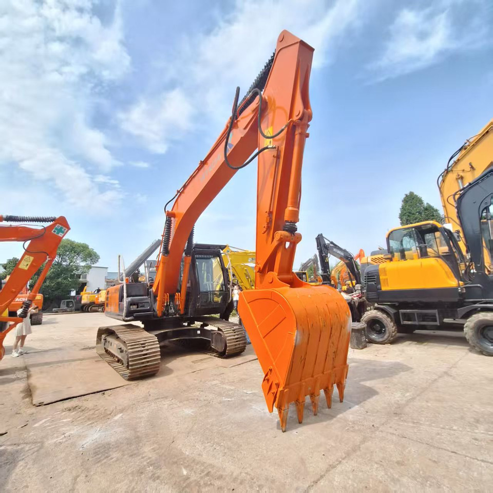 Hitachi ZX200-5g excavator - Excavator: Foto 3 Hitachi ZX200-5g excavator - Excavator: Foto 3