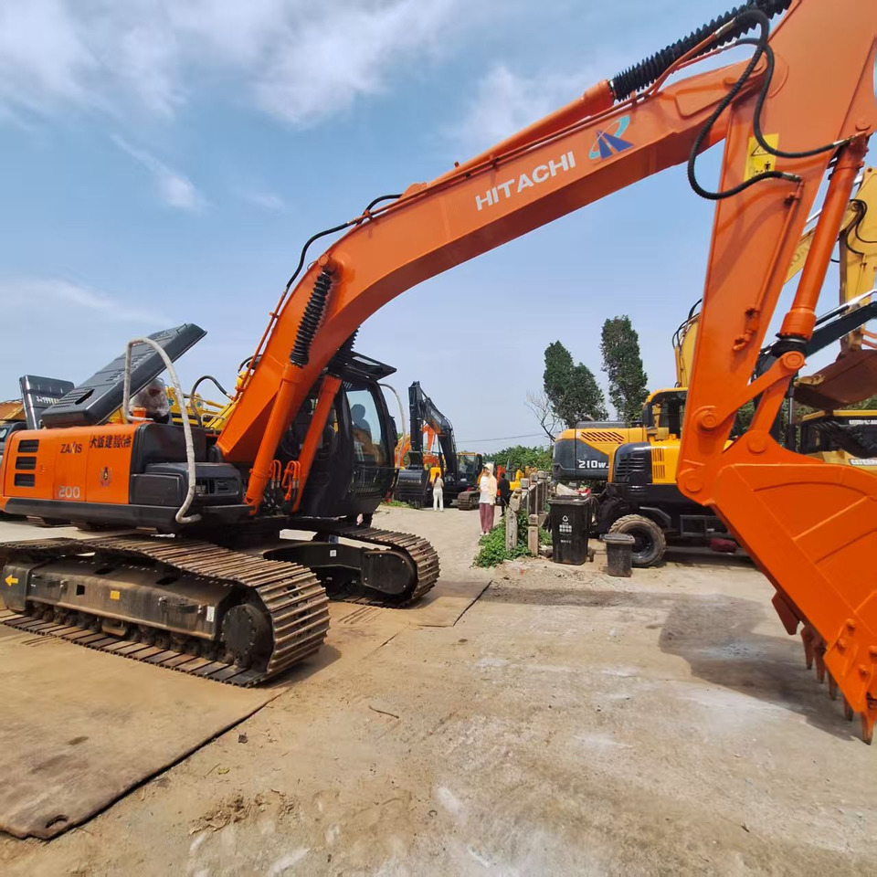 Hitachi ZX200G Excavator - Excavator pe şenile: Foto 1 Hitachi ZX200G Excavator - Excavator pe şenile: Foto 1