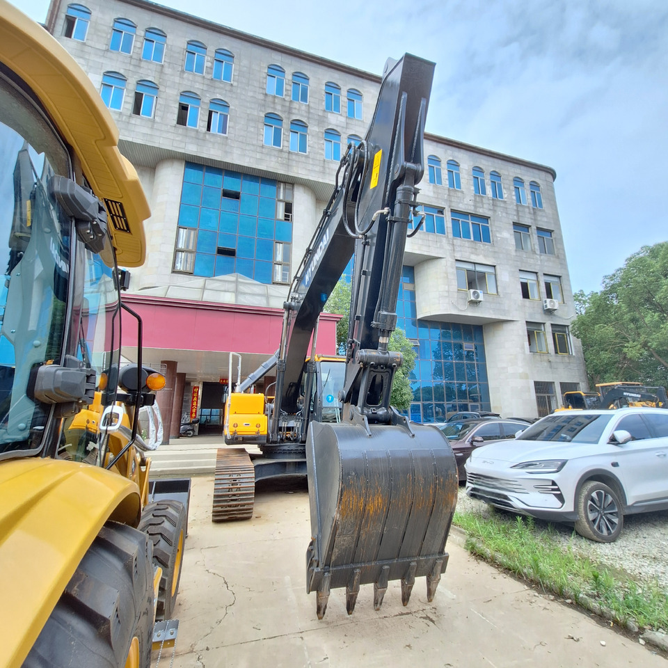 Hyundai 220LC-9S Excavator - Excavator pe şenile: Foto 5 Hyundai 220LC-9S Excavator - Excavator pe şenile: Foto 5