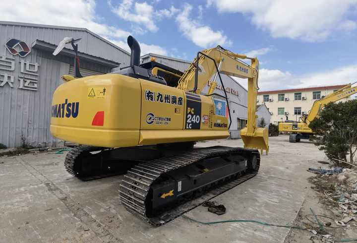 Japan original Used second hand excavator Komatsu PC240LC-8 hydraulic excavator digger for sale - Excavator pe şenile: Foto 4 Japan original Used second hand excavator Komatsu PC240LC-8 hydraulic excavator digger for sale - Excavator pe şenile: Foto 4