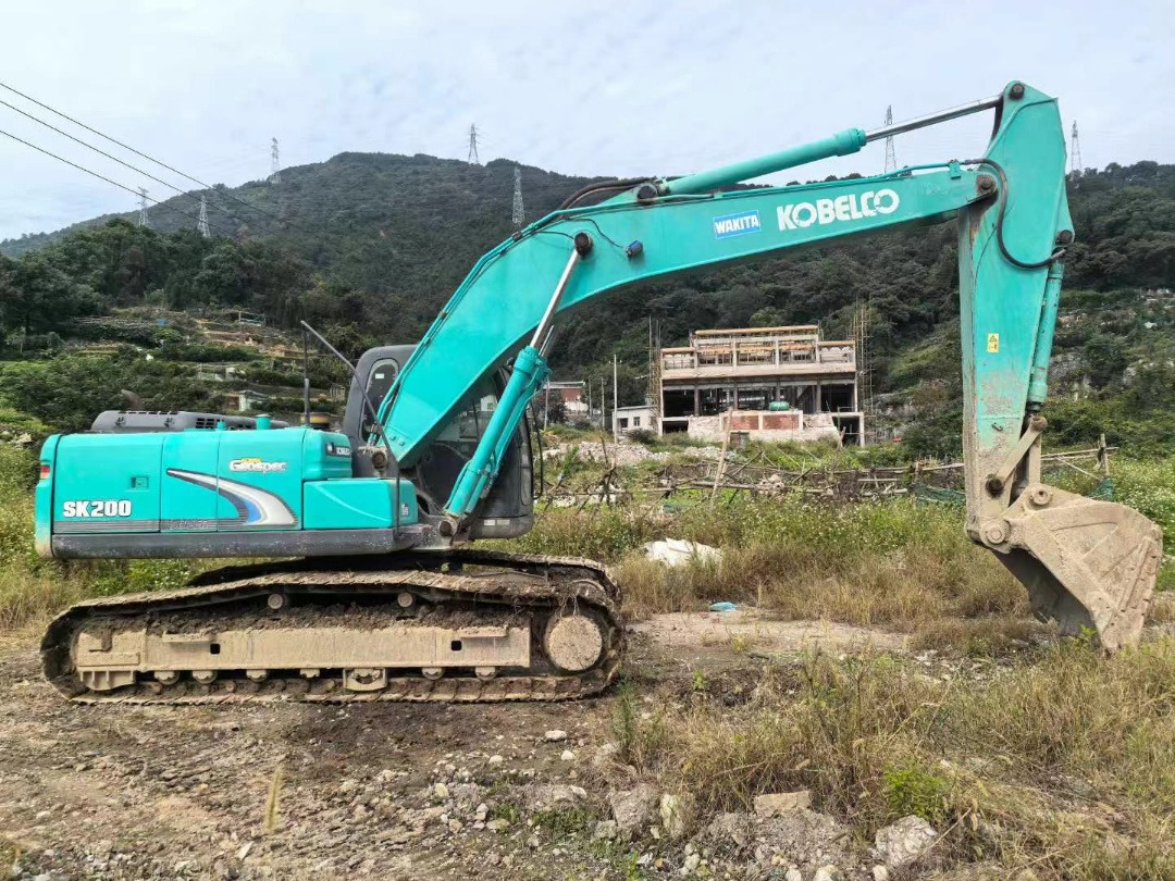 Kobelco SK200-8 Excavator - Excavator pe şenile: Foto 1 Kobelco SK200-8 Excavator - Excavator pe şenile: Foto 1