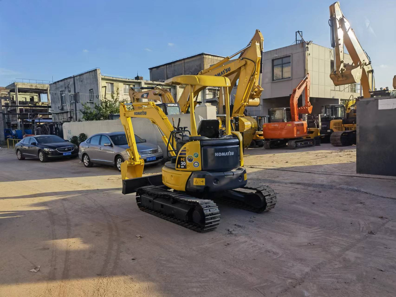 Komatsu PC30 Excavator - Excavator pe şenile: Foto 3 Komatsu PC30 Excavator - Excavator pe şenile: Foto 3