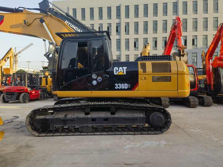 Second Hand used Caterpillar Cat 336D2 with best working condition and good performance for sale - Excavator: Foto 2 Second Hand used Caterpillar Cat 336D2 with best working condition and good performance for sale - Excavator: Foto 2