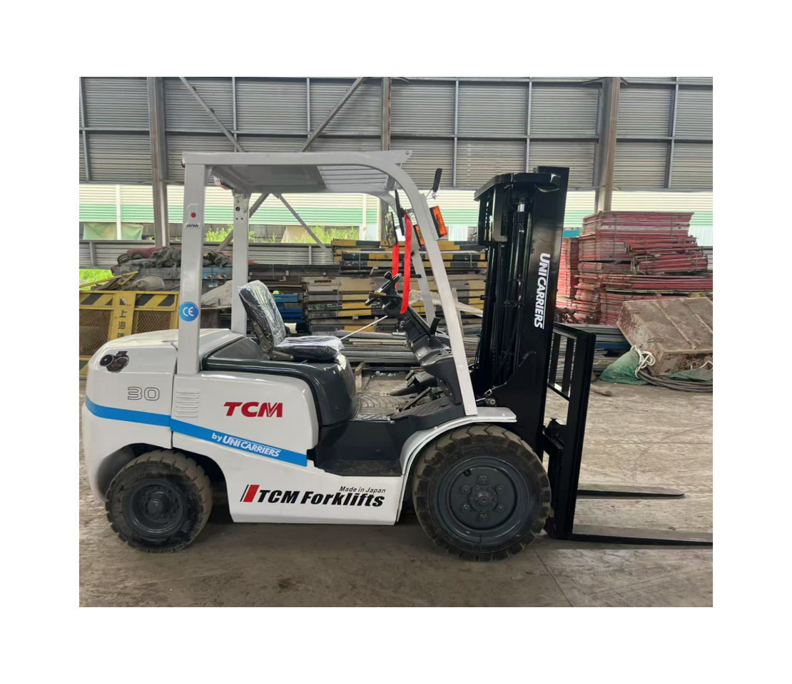 TCM FD30 Forklift - Stivuitor diesel: Foto 1 TCM FD30 Forklift - Stivuitor diesel: Foto 1