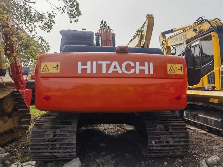 Used Hitachi ZX200-3 Excavator 20 Ton Digger Cheap Price and high quality Crawler Excavator for sale in shanghai - Excavator: Foto 3 Used Hitachi ZX200-3 Excavator 20 Ton Digger Cheap Price and high quality Crawler Excavator for sale in shanghai - Excavator: Foto 3