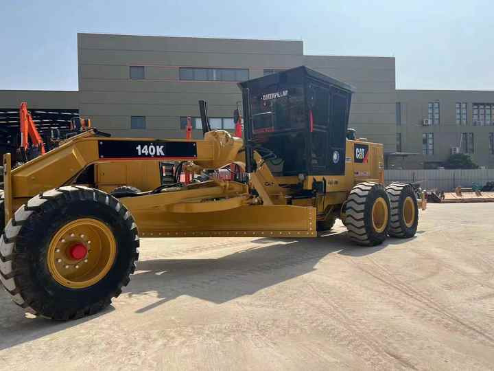 Used excavator High Load Capacity Hitachi ZX200-3 Used Excavator with Track Core Components Included Engine and Pump - Excavator: Foto 3 Used excavator High Load Capacity Hitachi ZX200-3 Used Excavator with Track Core Components Included Engine and Pump - Excavator: Foto 3
