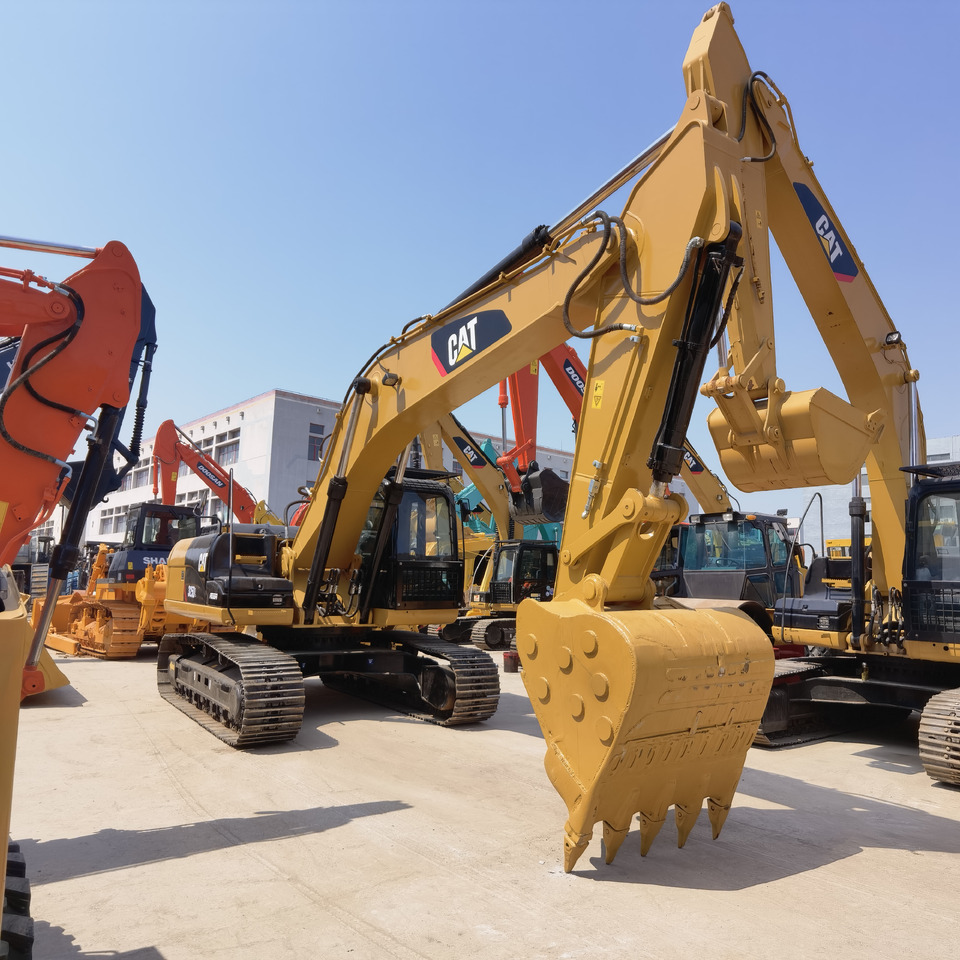 Excavators cat325dl - Excavator pe şenile: Foto 4 Excavators cat325dl - Excavator pe şenile: Foto 4