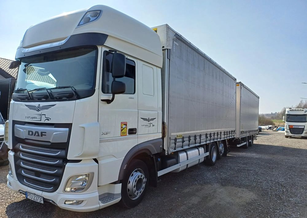DAF XF 480 SUPER SPACE CAB / ZESTAW TANDEM PRZEJAZDOWY 120m3 - Camion cu prelată: Foto 1 DAF XF 480 SUPER SPACE CAB / ZESTAW TANDEM PRZEJAZDOWY 120m3 - Camion cu prelată: Foto 1