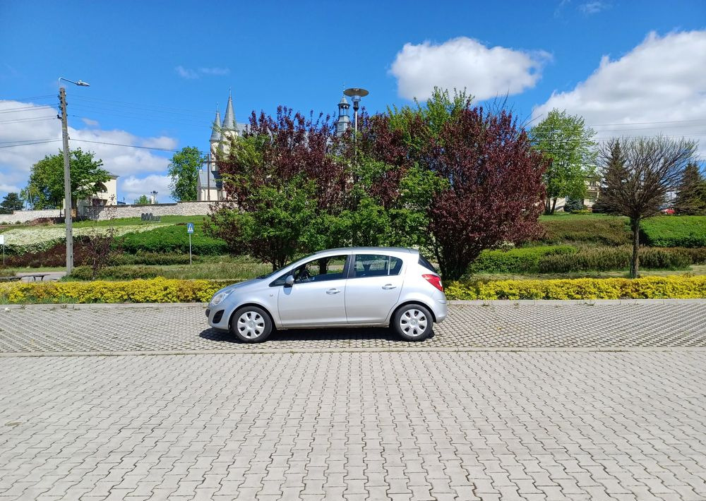 Automobil Opel Corsa 1.2 16V Graphite: Foto 13