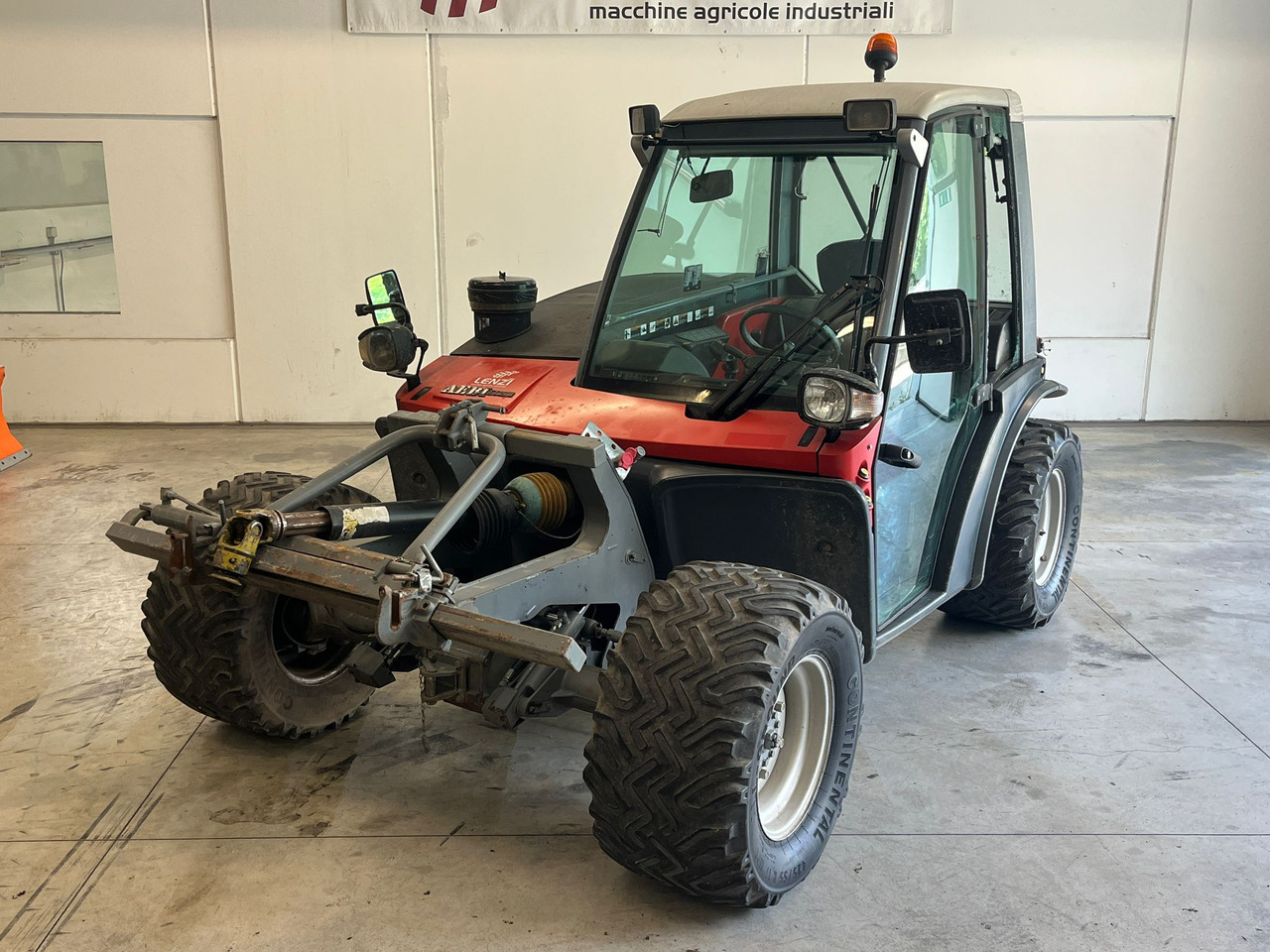 AEBI TT 270 - Tractor agricol: Foto 2 AEBI TT 270 - Tractor agricol: Foto 2