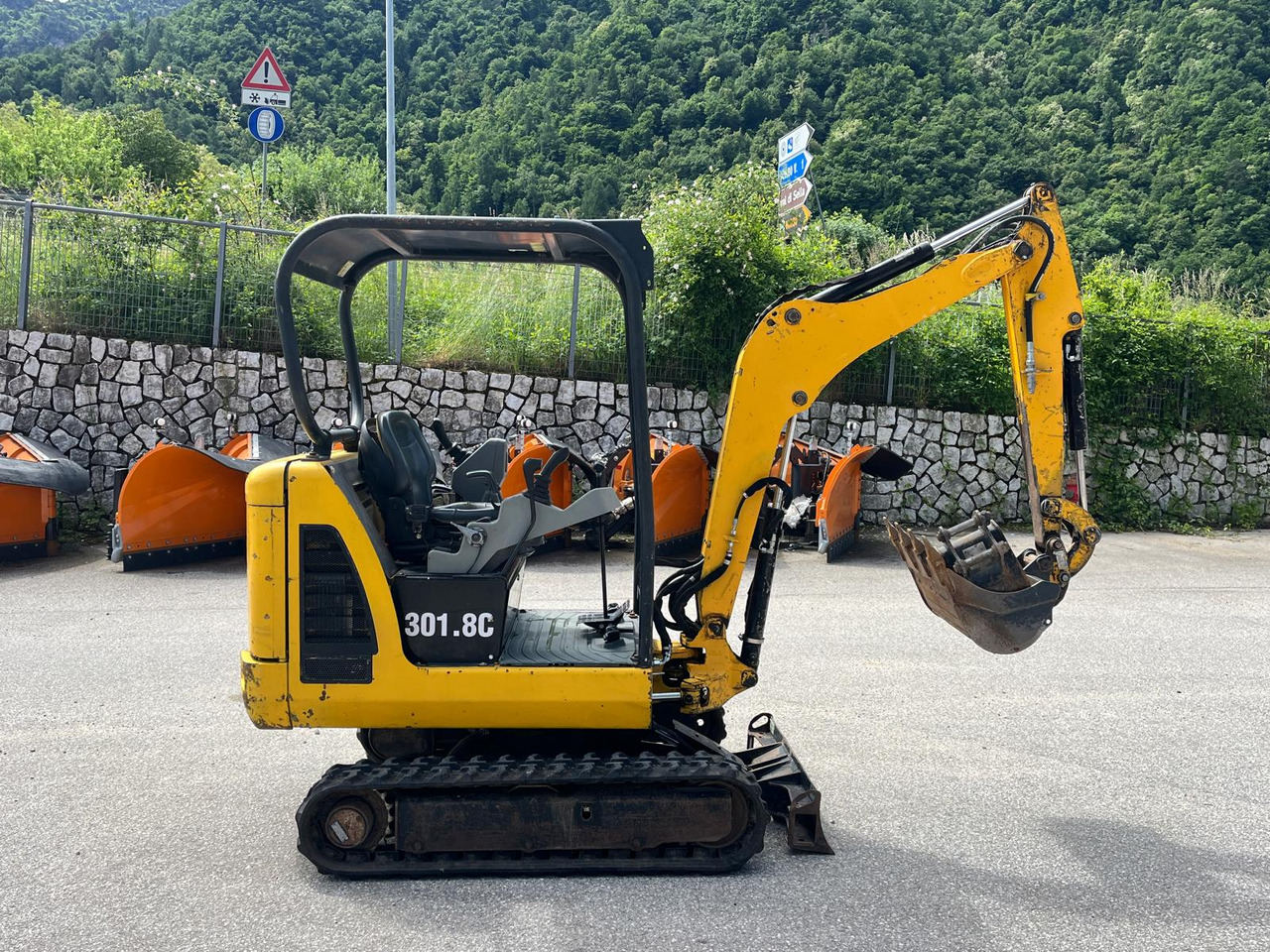 MINIESCAVATORE CAT 301.8 C - Mini excavator: Foto 5 MINIESCAVATORE CAT 301.8 C - Mini excavator: Foto 5