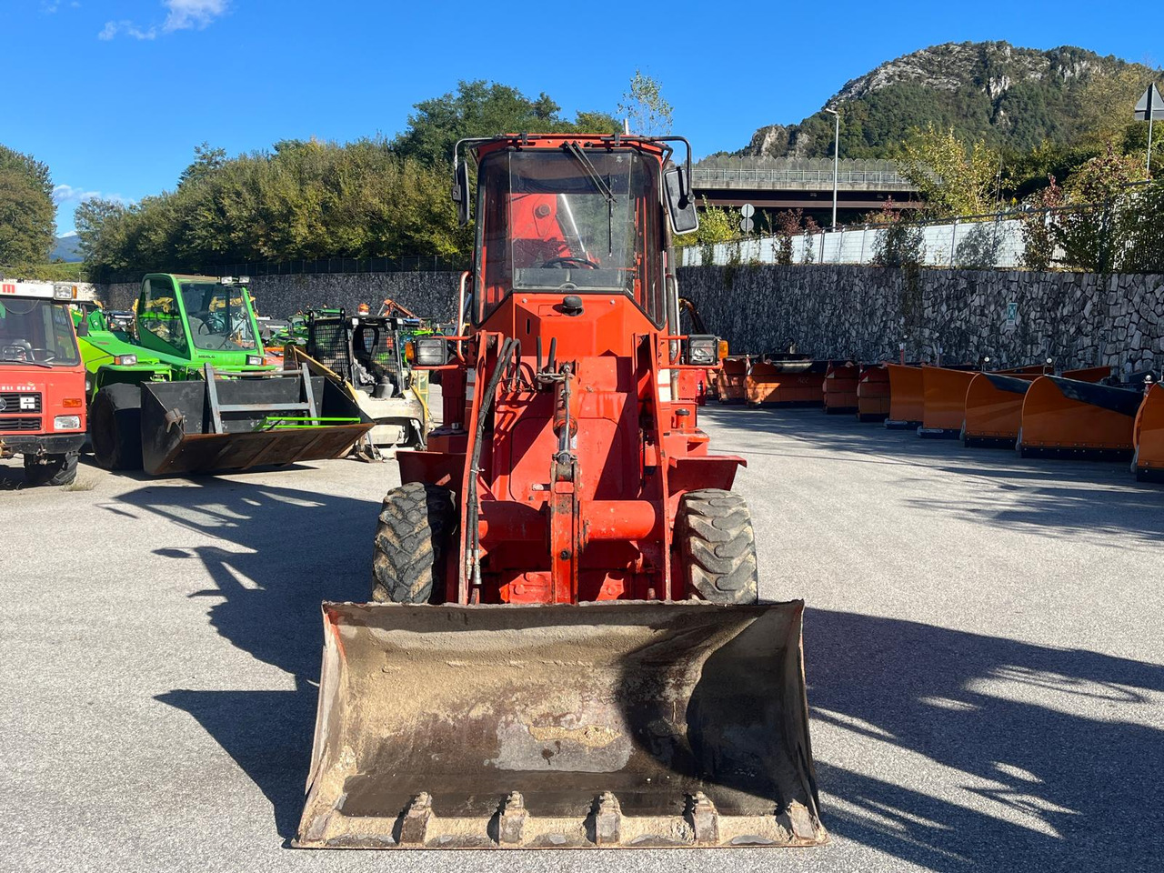 TERNA FAI 555 - Buldoexcavator: Foto 2 TERNA FAI 555 - Buldoexcavator: Foto 2