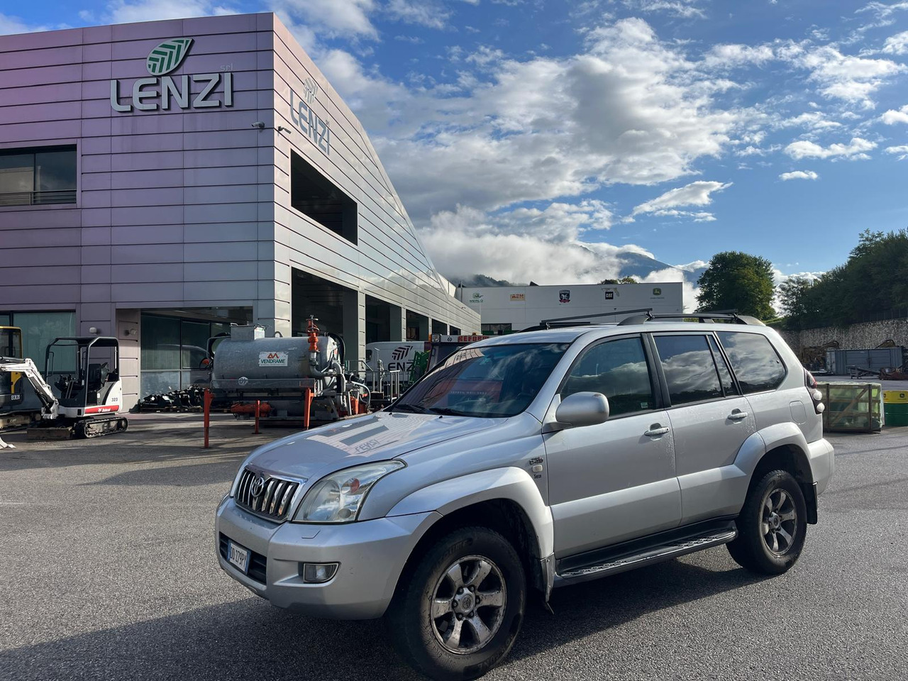TOYOTA LAND CRUISER 4X4 3.0 D-4D - Automobil: Foto 1 TOYOTA LAND CRUISER 4X4 3.0 D-4D - Automobil: Foto 1