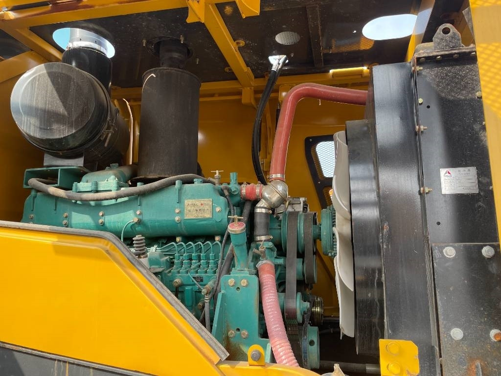 临工 956 - Încărcător frontal pe pneuri: Foto 5 临工 956 - Încărcător frontal pe pneuri: Foto 5