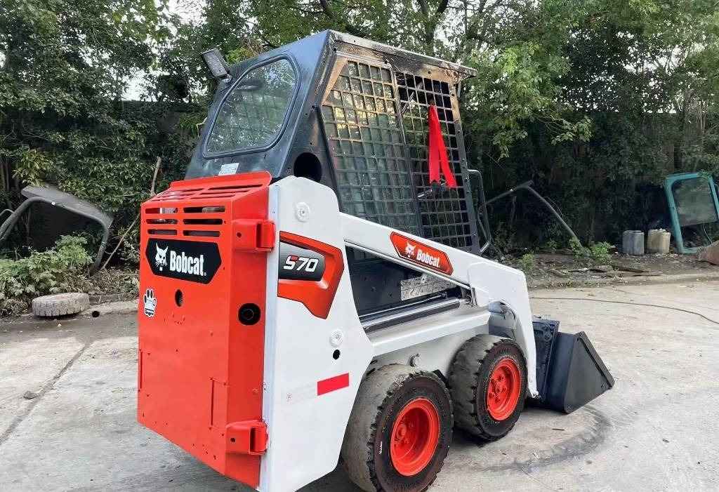 Bobcat S 70 - Mini încărcător: Foto 4 Bobcat S 70 - Mini încărcător: Foto 4