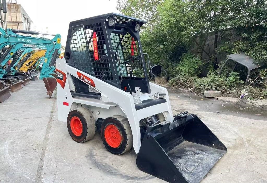 Bobcat S 70 - Mini încărcător: Foto 3 Bobcat S 70 - Mini încărcător: Foto 3