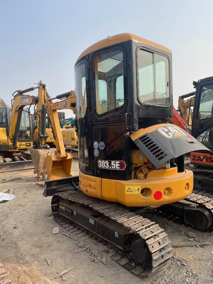 CAT 303.5 E CR - Excavator pe şenile: Foto 2 CAT 303.5 E CR - Excavator pe şenile: Foto 2