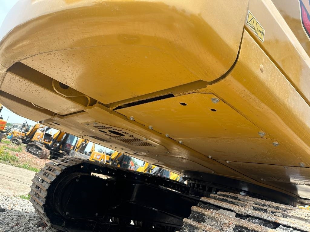 CAT 330 - Excavator pentru manipulare de materiale: Foto 5 CAT 330 - Excavator pentru manipulare de materiale: Foto 5