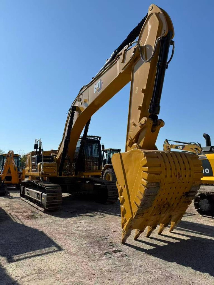 CAT 345 GC - Excavator pe şenile: Foto 1 CAT 345 GC - Excavator pe şenile: Foto 1
