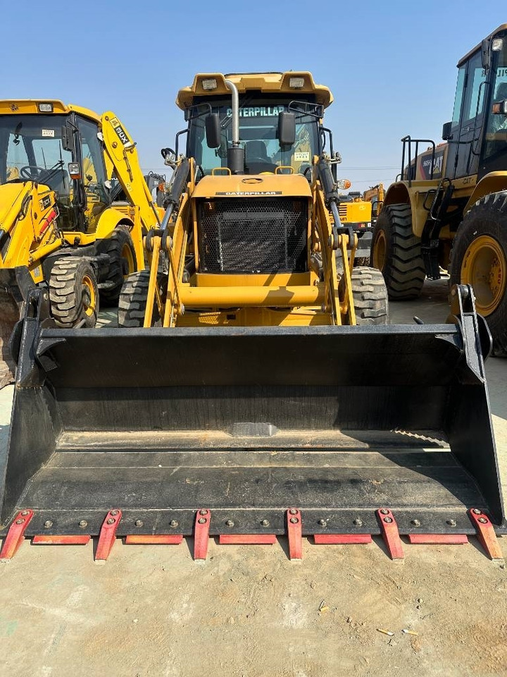 CAT 420 F ST - Buldoexcavator: Foto 1 CAT 420 F ST - Buldoexcavator: Foto 1