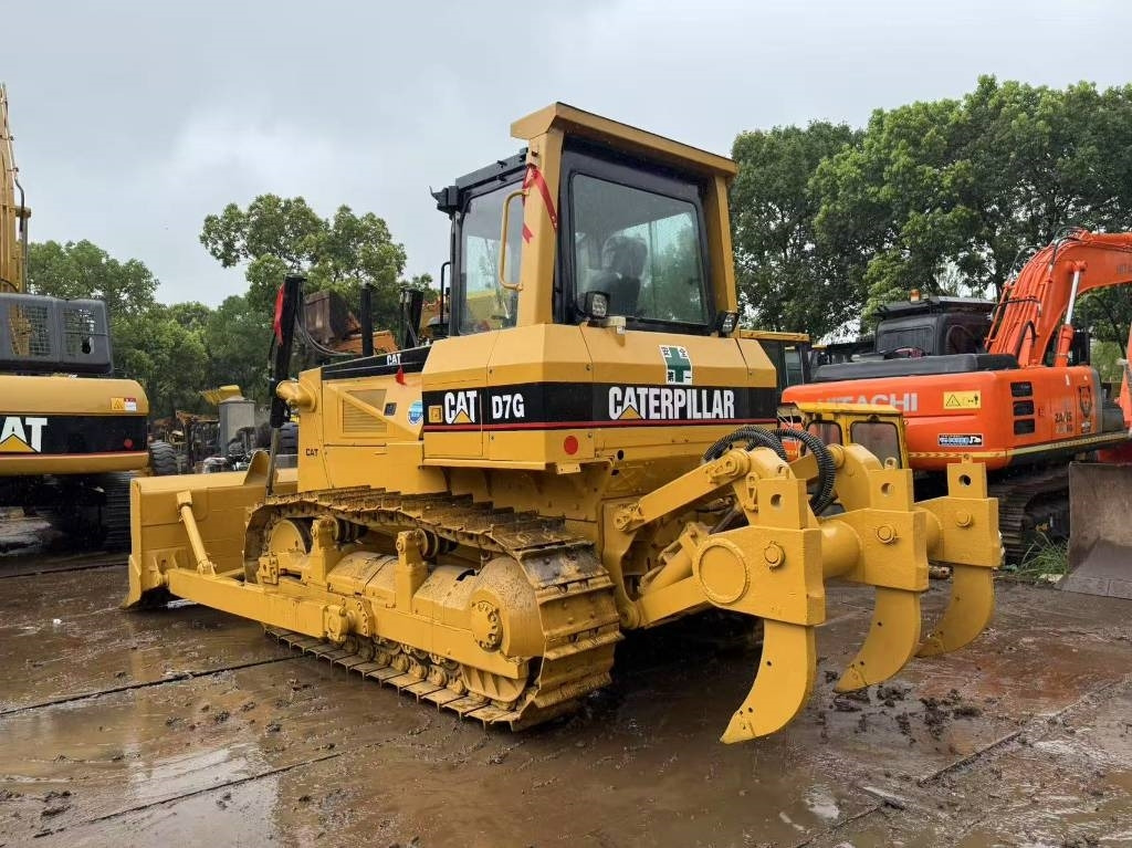 CAT D 7 G  - Buldozer: Foto 1 CAT D 7 G  - Buldozer: Foto 1