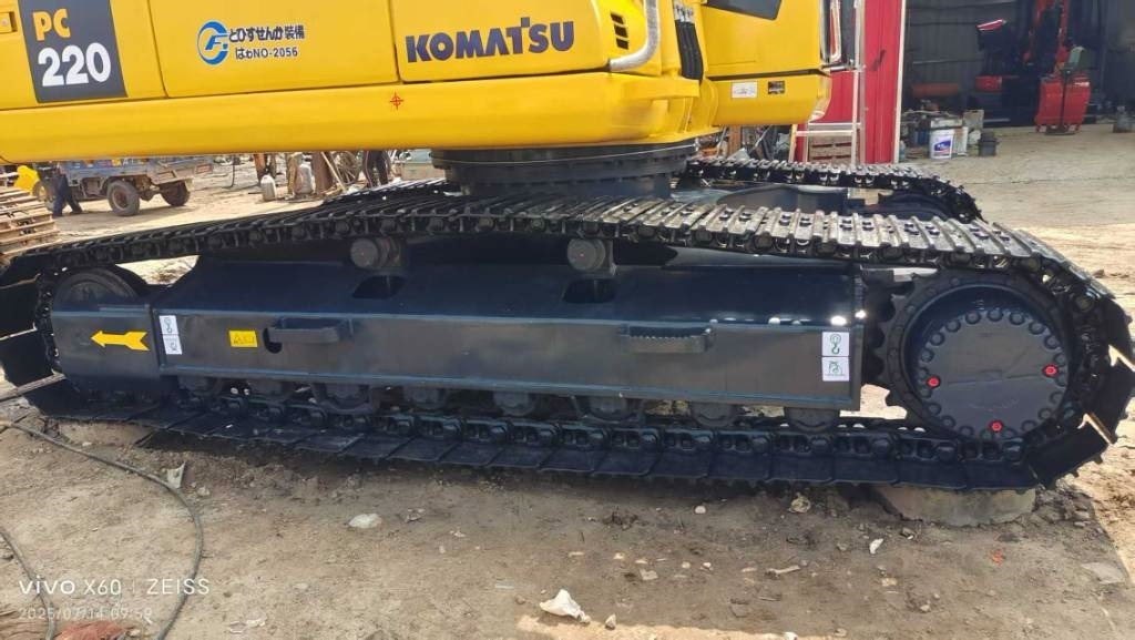 Excavator pe şenile Komatsu PC 220-7: Foto 11